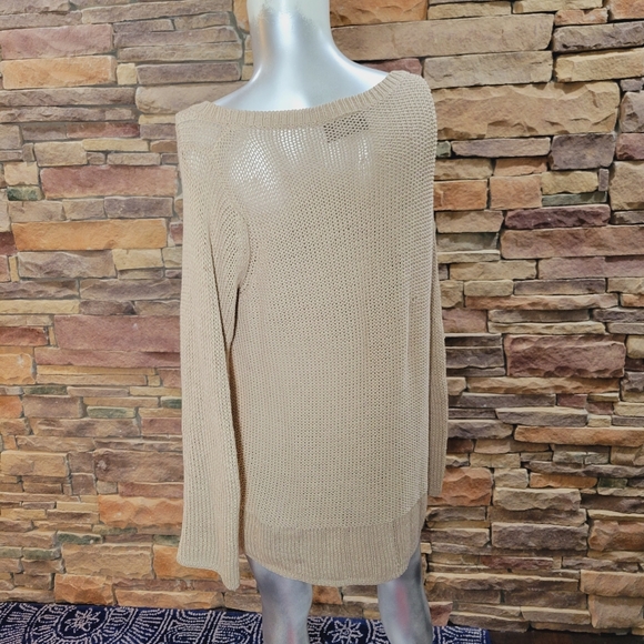 Wooden Ships TAN Cable Knit Boyfriend Sweater Small/Medium - Picture 10 of 12